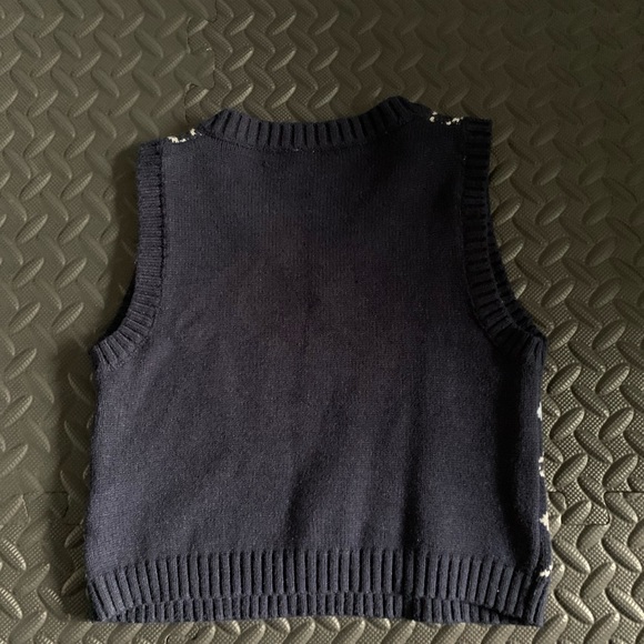 cropped sweater vest - Picture 2 of 2